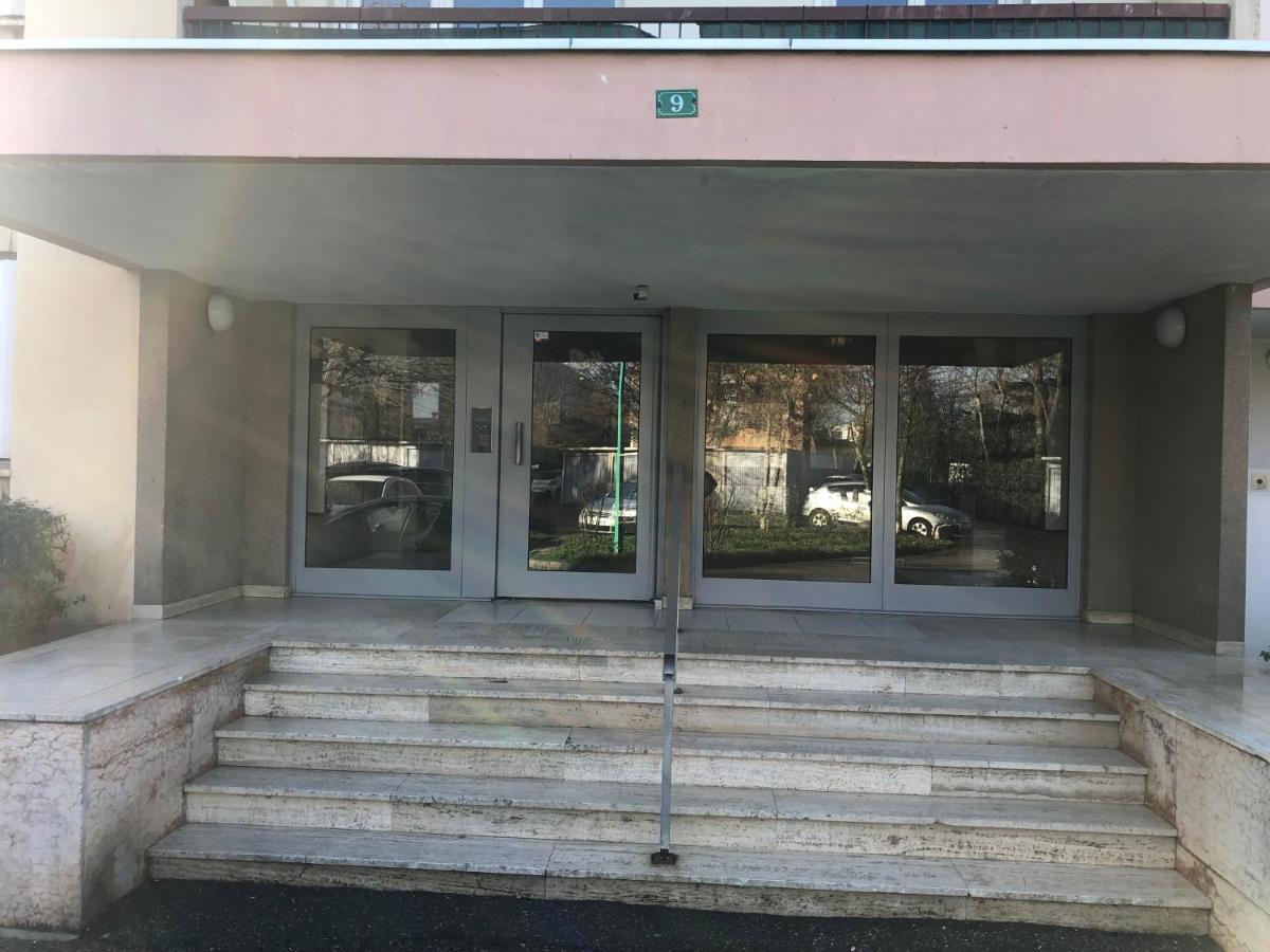 Place Privee/Le Marbre/Moderne/60M2 Annemasse Buitenkant foto